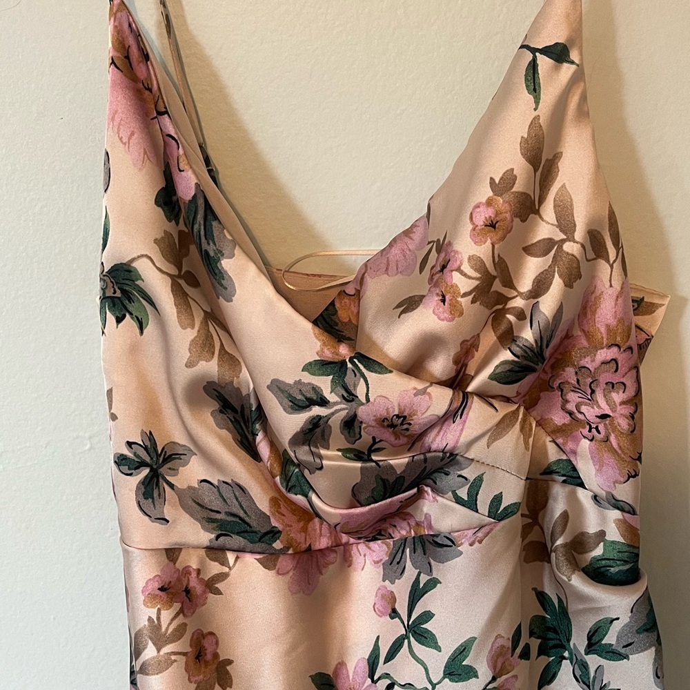 Dress Forum Cream and Pink Floral Dress - Picture 3 of 5